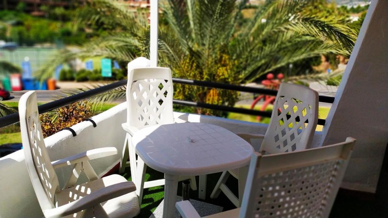 Pueblo Blanco Apartment เบนัลมาเดนา ภายนอก รูปภาพ